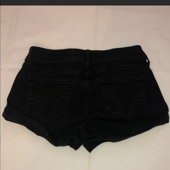 Hollister Black Jean Shorts - Picture 3 of 4
